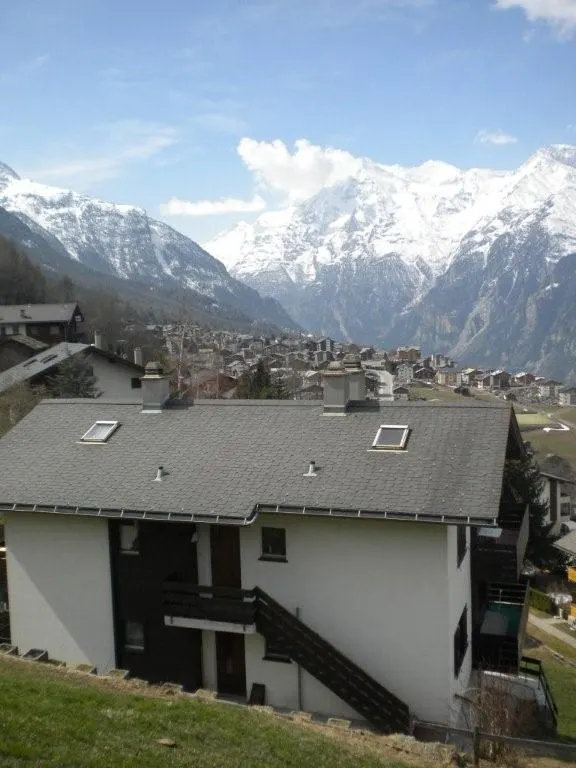 Bergpanorama Grächen, Wallis – Aussicht vom Chalet La Marmotte
